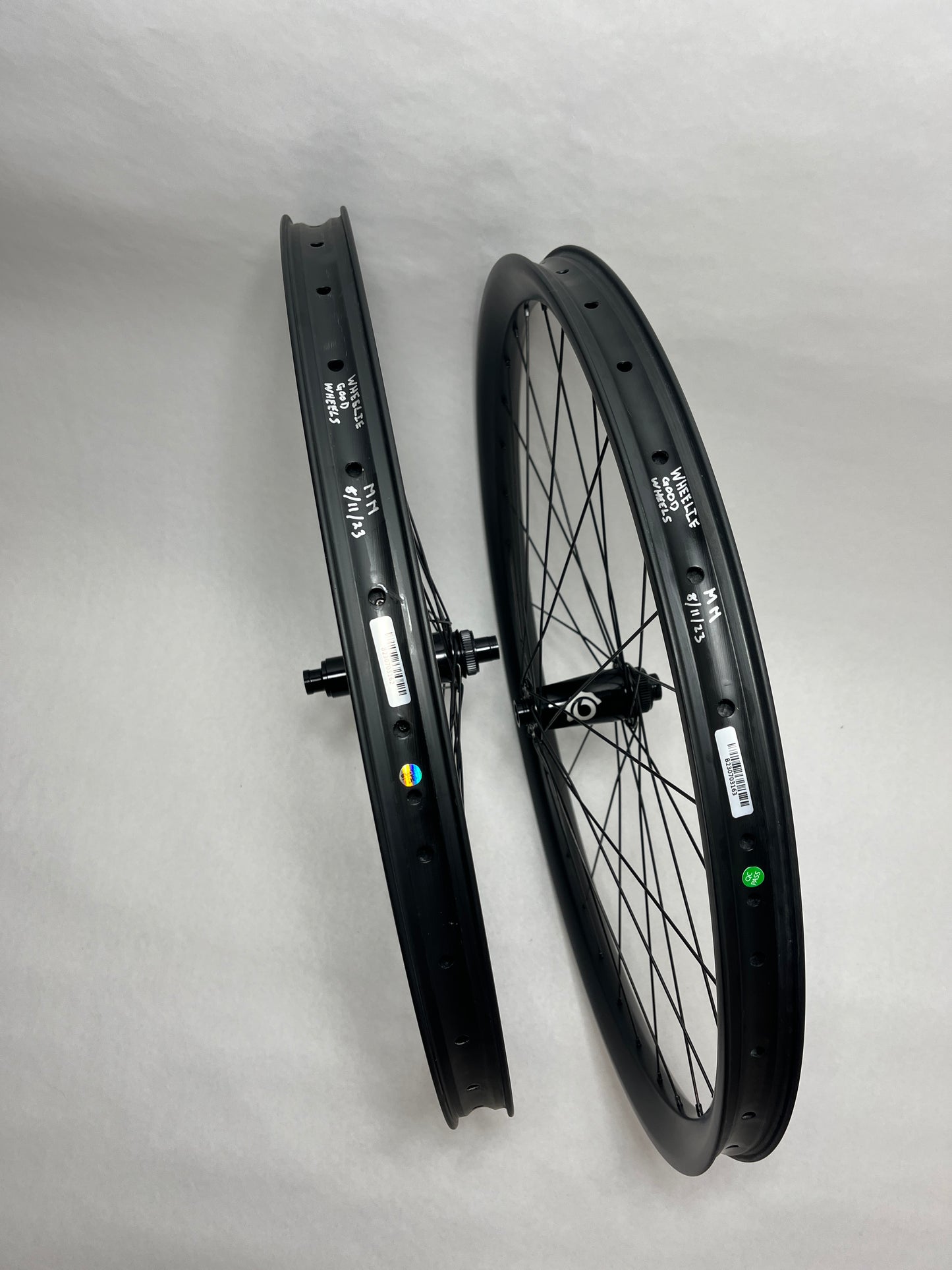 29" Industry Nine Hydra / 40mm Carbon Enduro Wheelset - (Boost/XD/Centerlock)