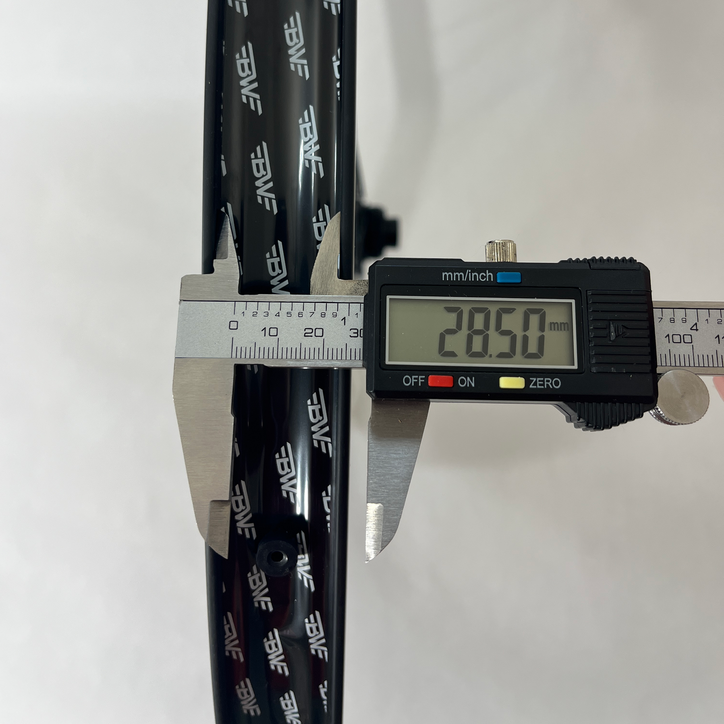 29" i9 Hydra / 29mm Carbon Enduro Wheelset - (Boost/XD/Centerlock)